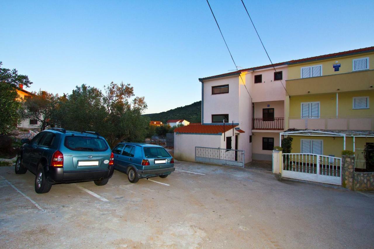 Apartments Antunovic Rogoznica  Buitenkant foto