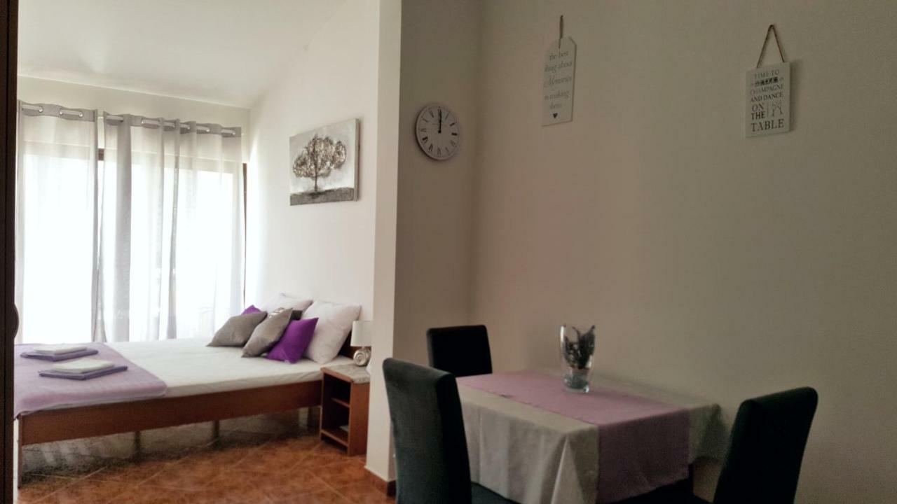 Apartments Antunovic Rogoznica  Buitenkant foto