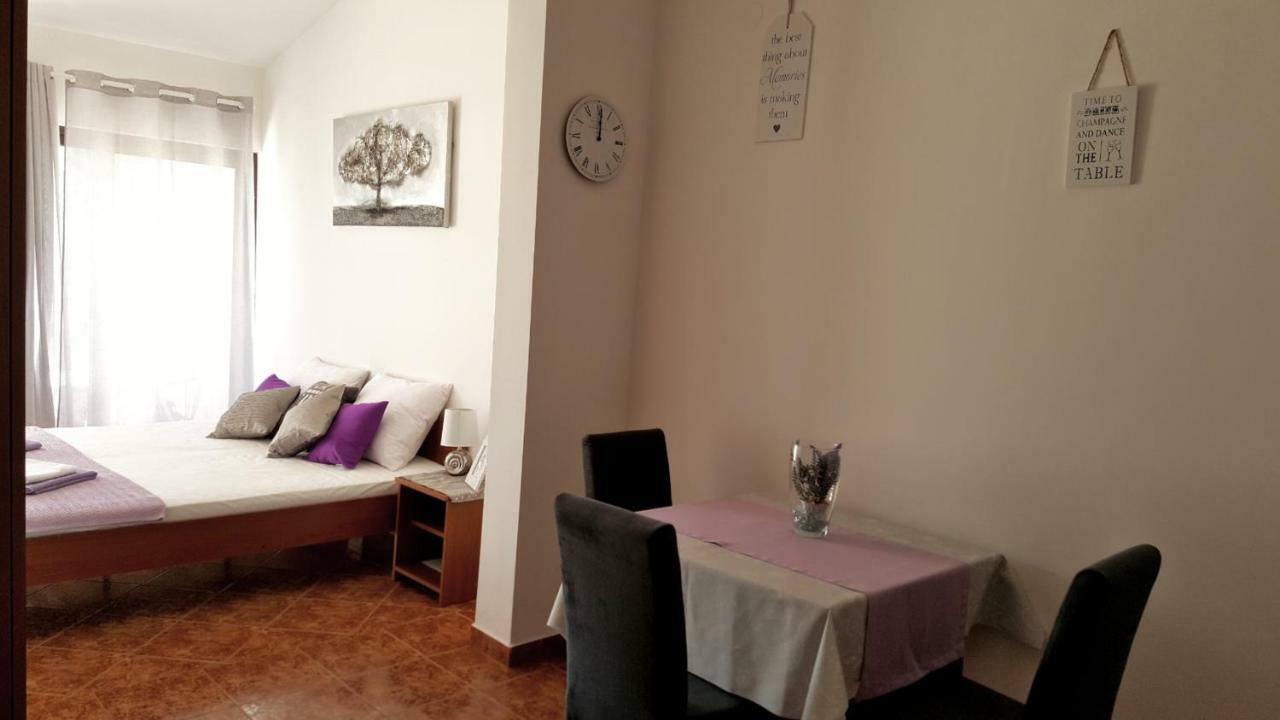 Apartments Antunovic Rogoznica  Buitenkant foto