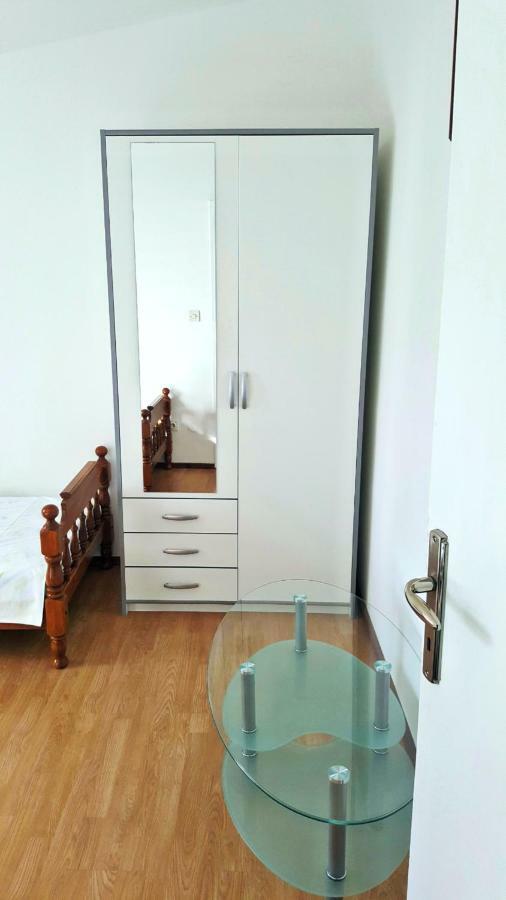 Apartments Antunovic Rogoznica  Buitenkant foto